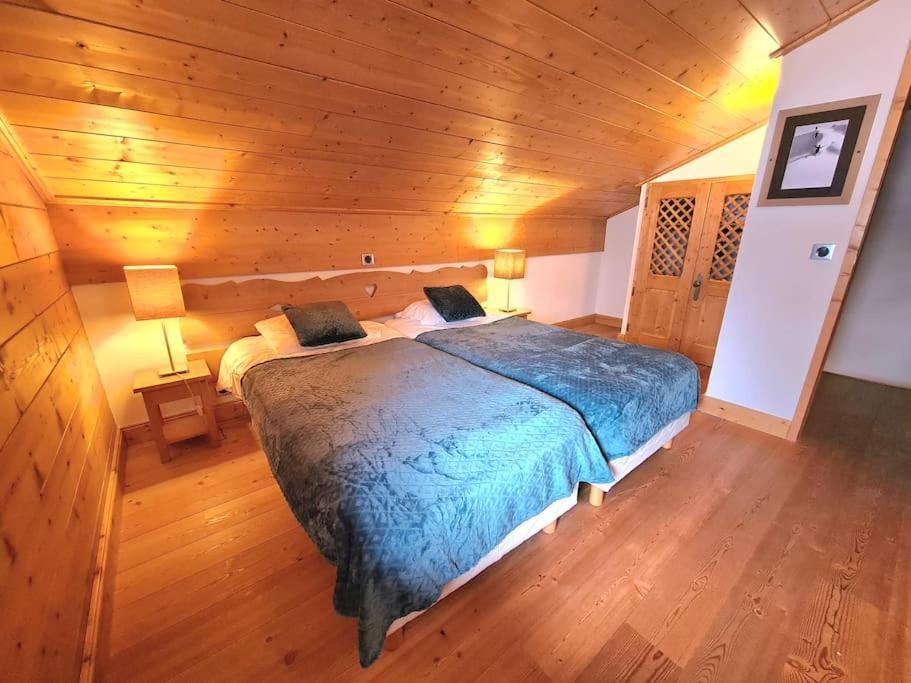 Appartement Le D12 ซาโมอ็องส์ ภายนอก รูปภาพ